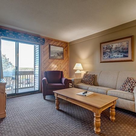 Village Of Winnipesaukee Laconia Room photo